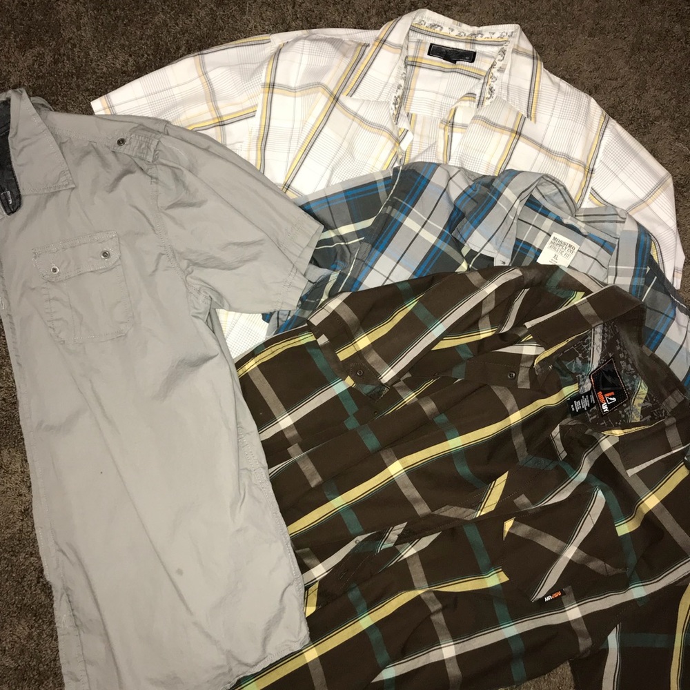 Men’s XL shirts button ups