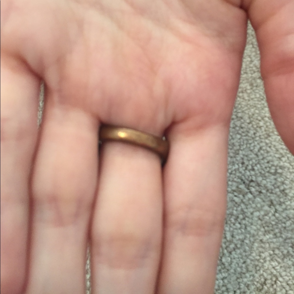 GUESS ring - Picture 3 of 3