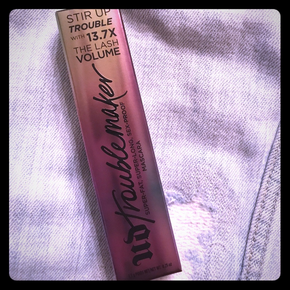 Urban Decay Troublemaker Mascara
