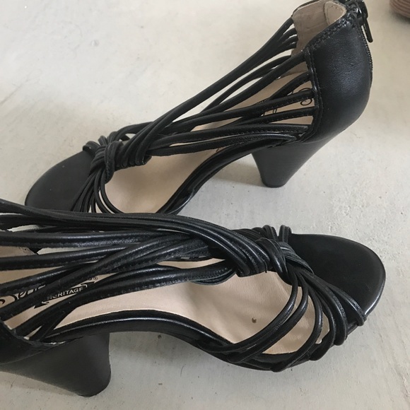 Seychelles heels - Picture 3 of 6