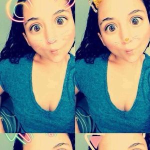 Meet your Posher, Vanessa