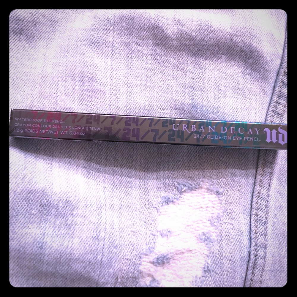 Urban Decay Zero Black Liner