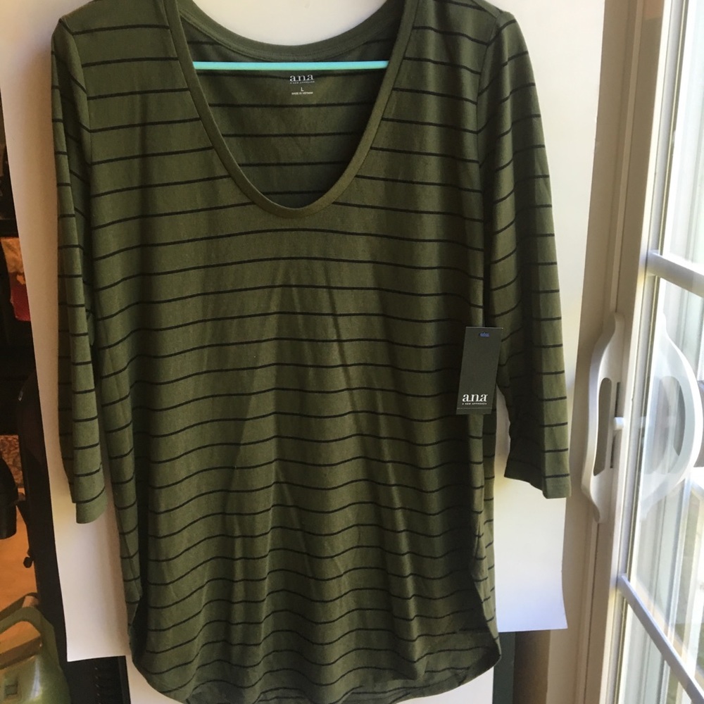 Navy green long sleeve top