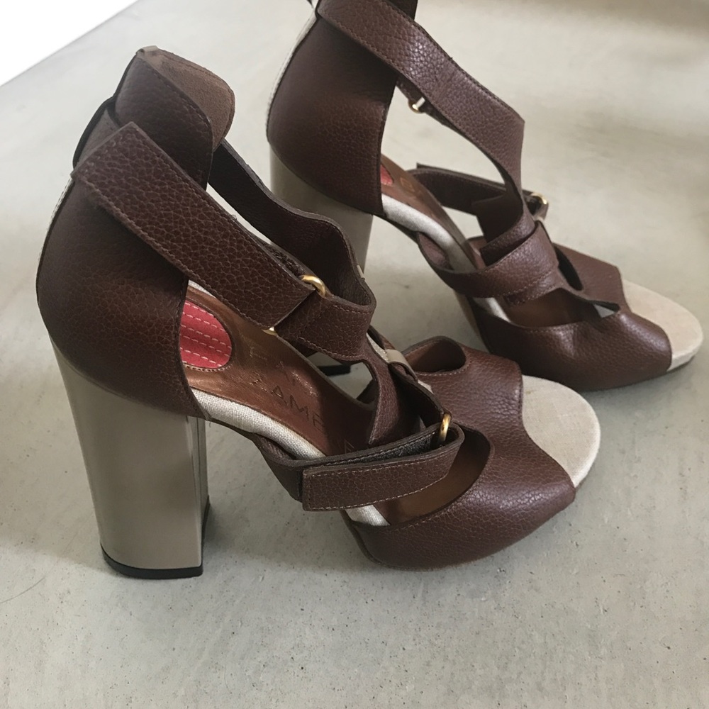 ✨Shoe Sale!✨ Beautiful heels!