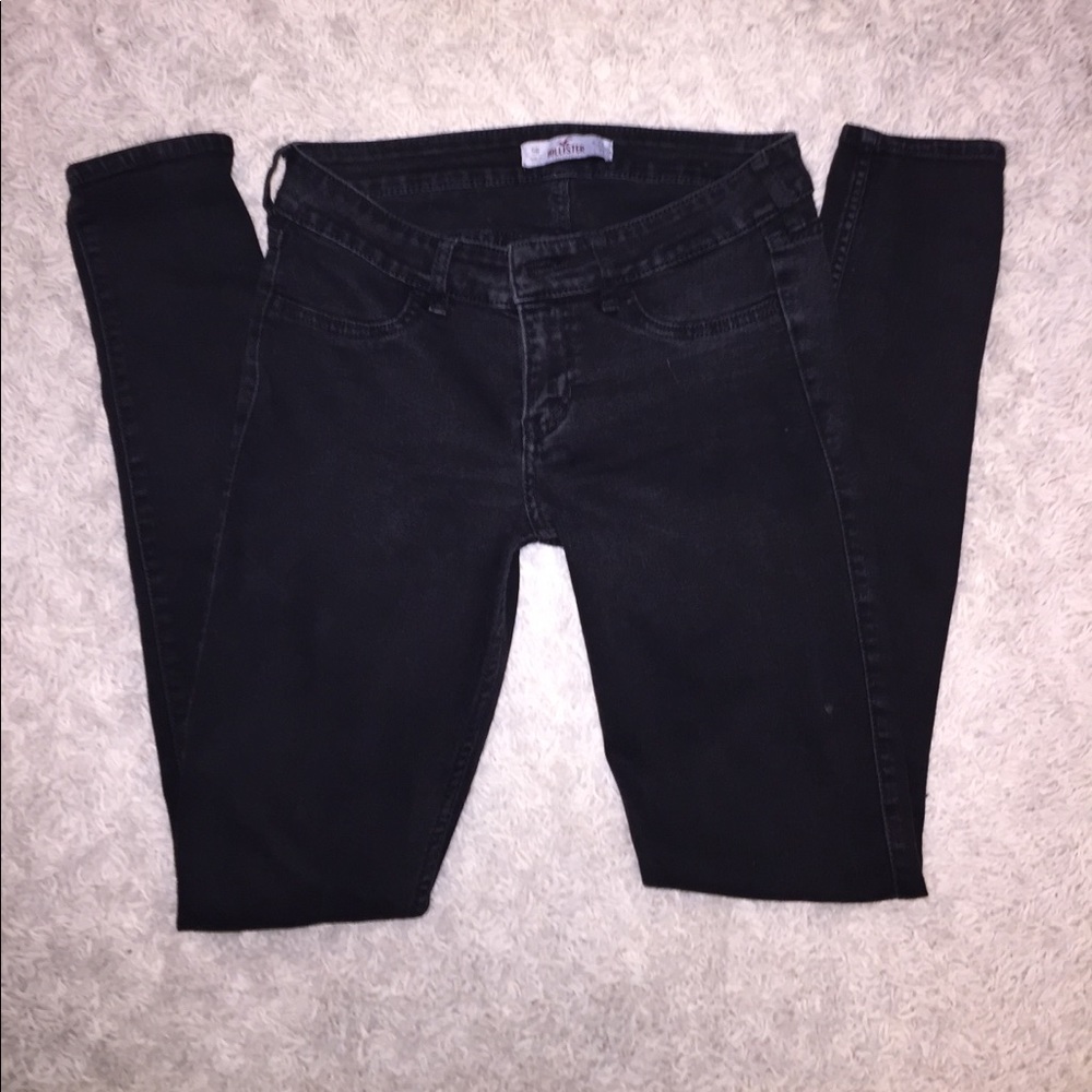Black Hollister skinny jeans
