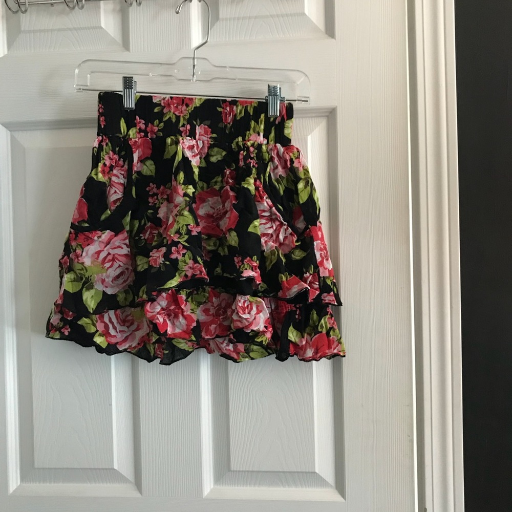 Floral high waisted peplum skirt