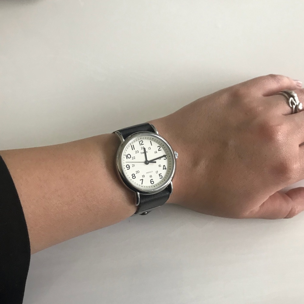 BEAUTIFUL brown leather strap TIMEX wrist watch