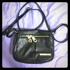 Mini Kenneth Cole Reaction Crossbody Purse.