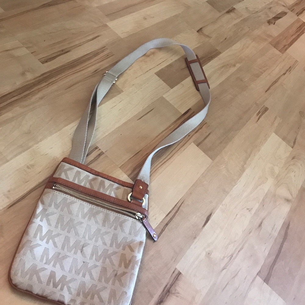 Michael Kors crossbody