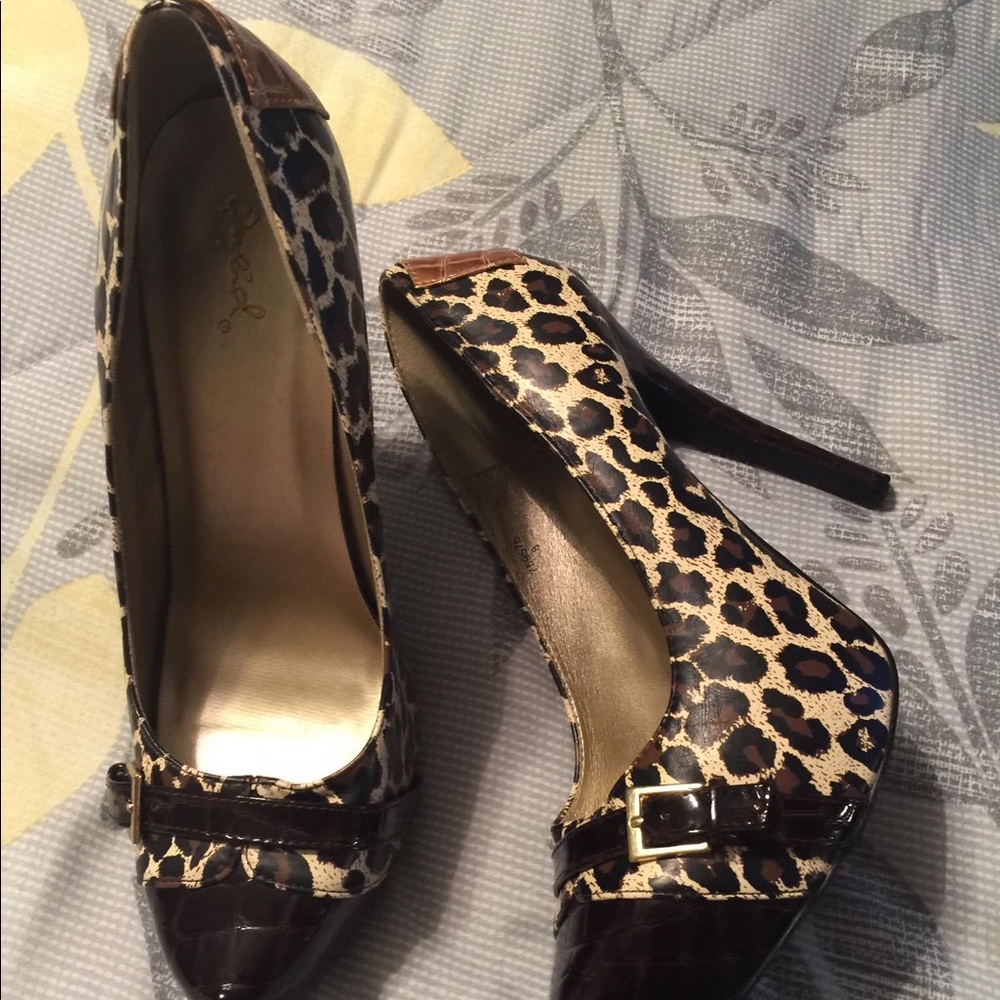 Women’s high heels