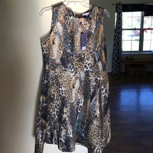 Jennifer Lopez sleeveless dress w-zipper in back