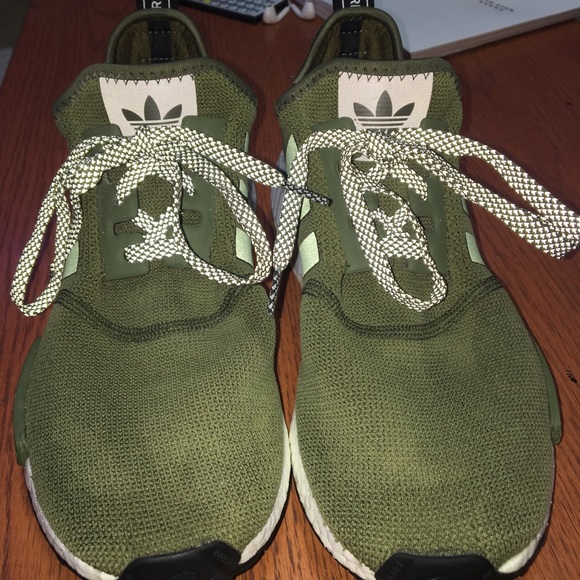 AUTHENTIC ADIDAS NMD OLIVE - Picture 2 of 5