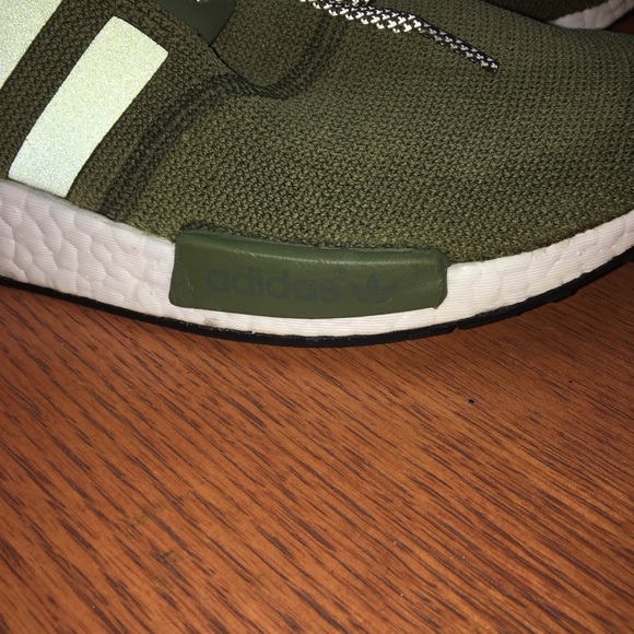 AUTHENTIC ADIDAS NMD OLIVE - Picture 5 of 5