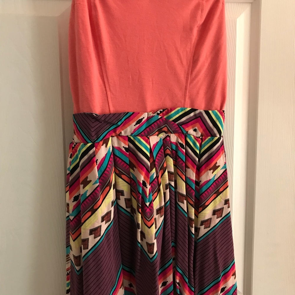 Color strapless dress - Picture 2 of 4