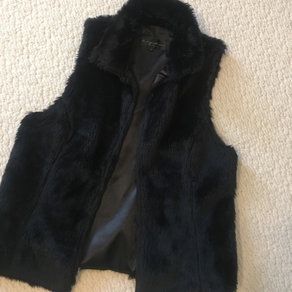 Vintage Havana faux fur vest. Large - Picture 4 of 5