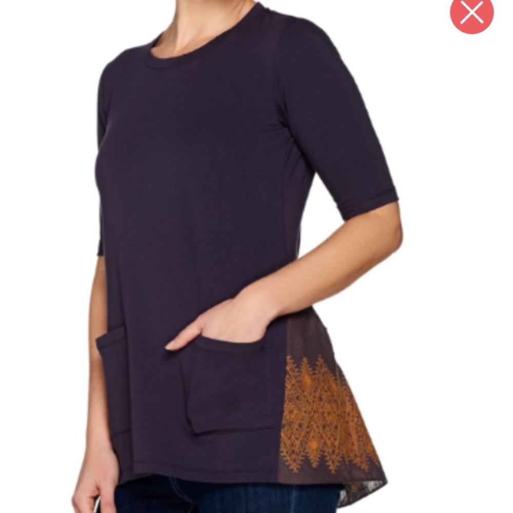 LOGO Lounge by Lori Goldstein top color blackberry