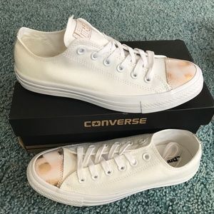 Sz 8 White & Gold Converse All-Star
