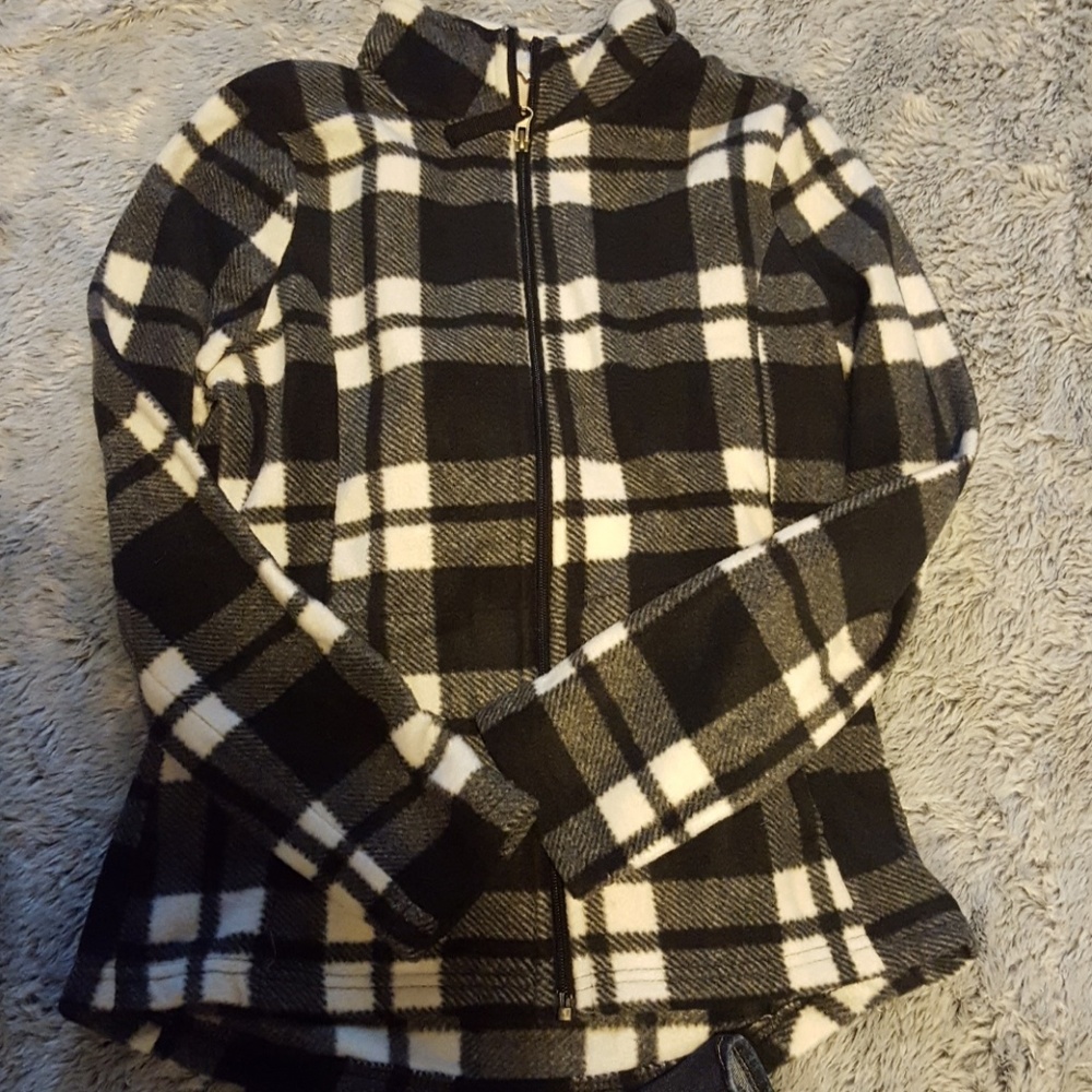 Zip up fleece size small