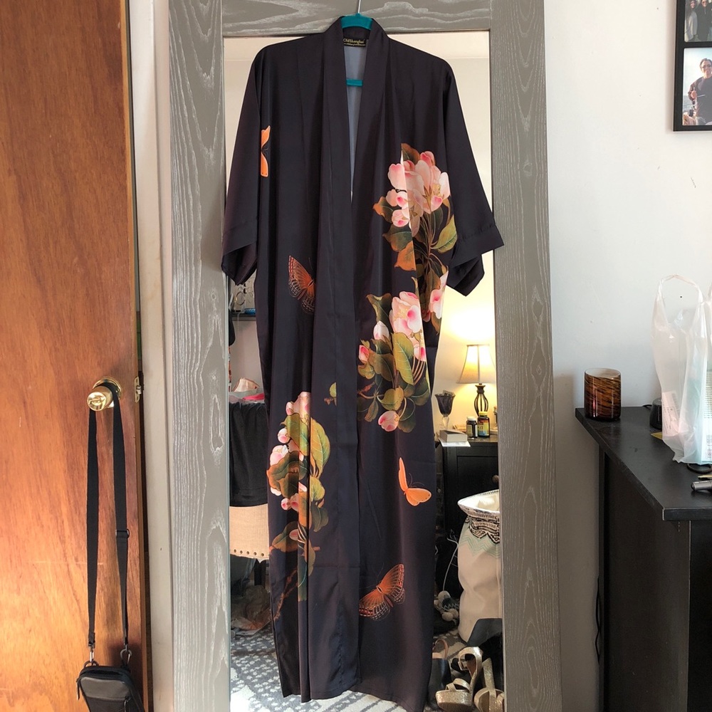 Floral silk kimono