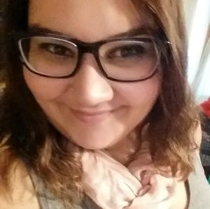 Meet your Posher, Cassie