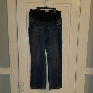 Old navy maternity jeans XL