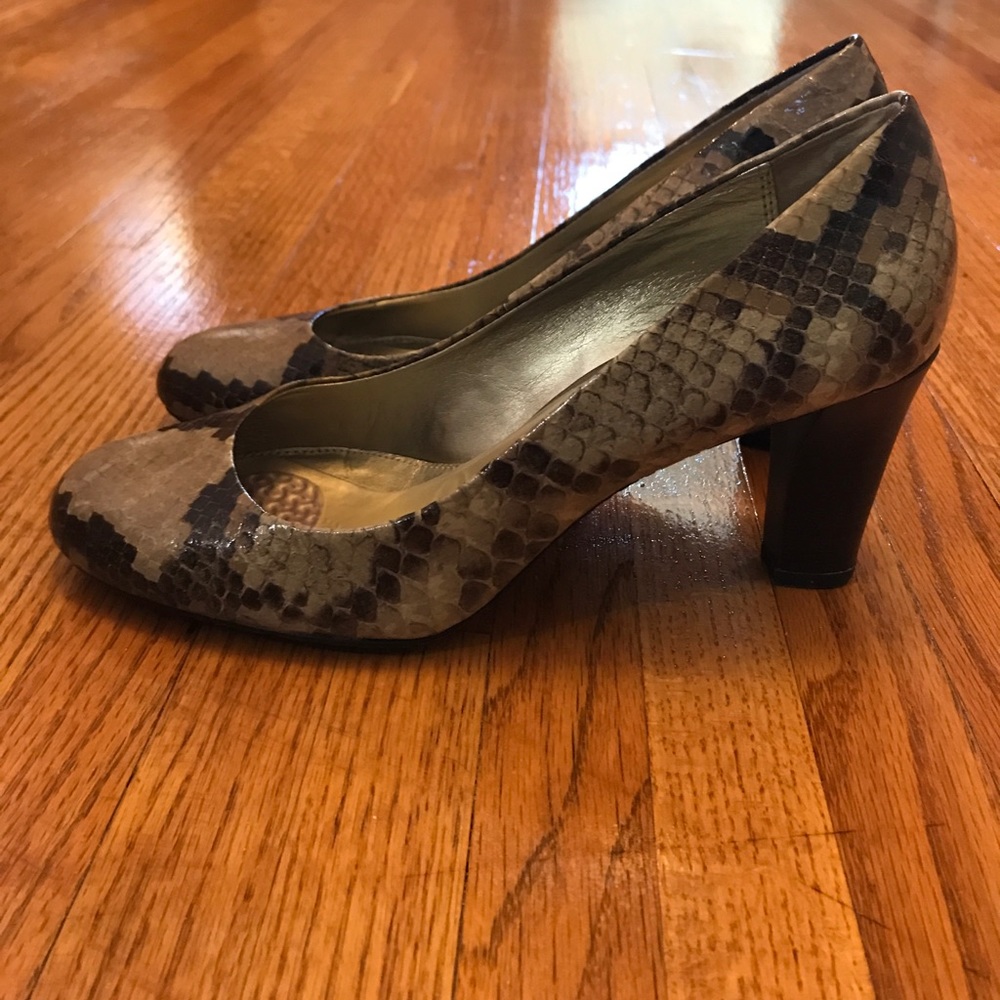 Snake like heals - Picture 2 of 3