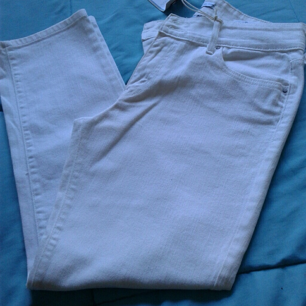 Levis mid rise Skinny ankle length Jean sz 10