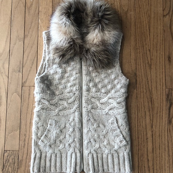 LOFT Sweaters - Loft faux fur sweater vest