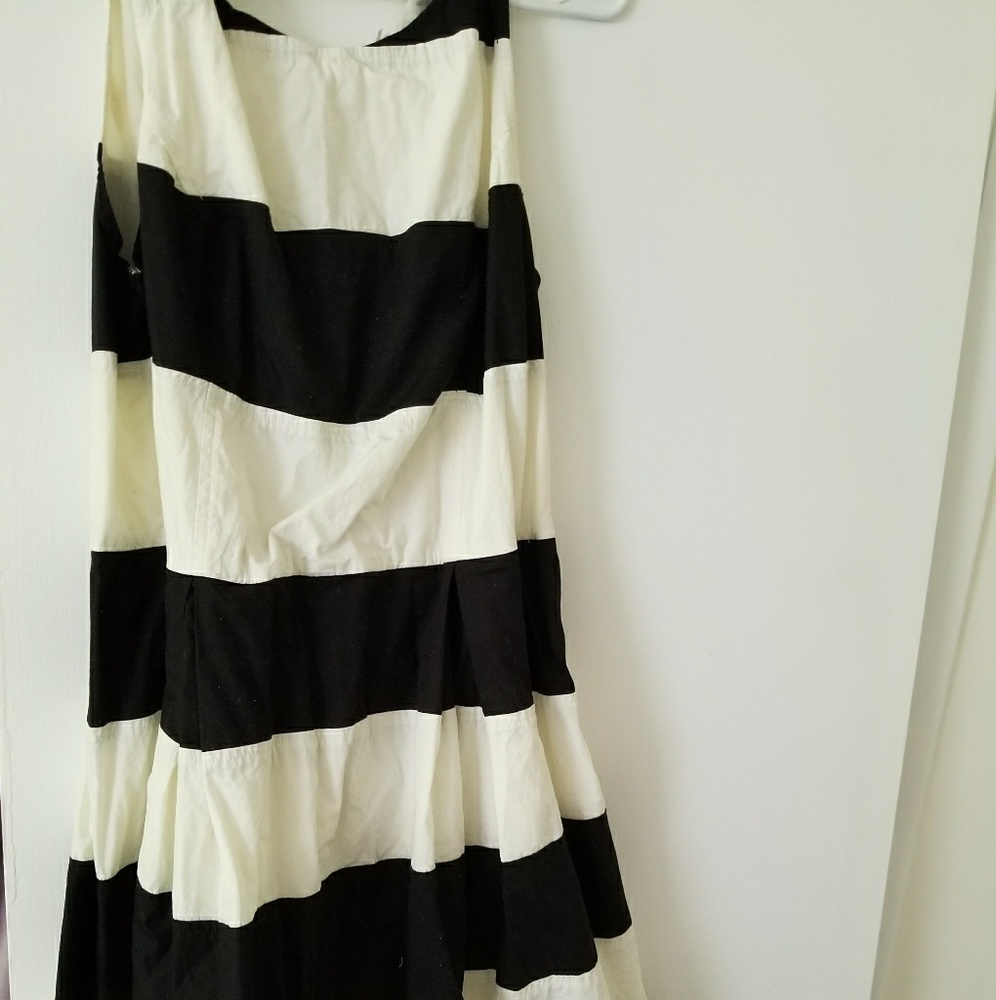Black and white dress