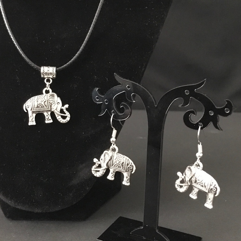 Tibet silver elephant necklace and earring set