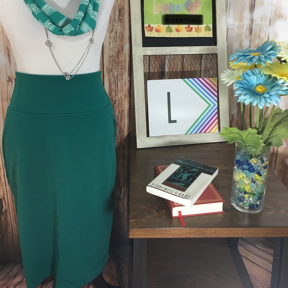 LuLaRoe Cassie Skirt