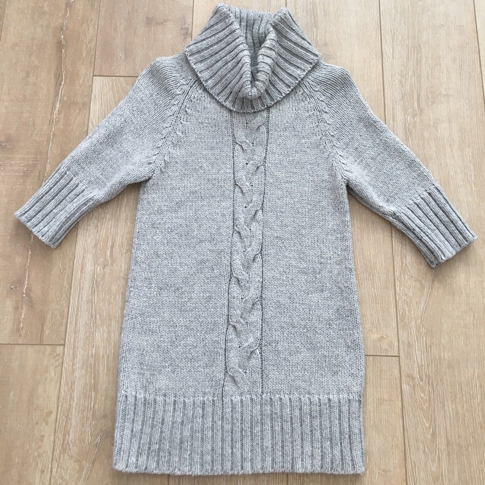 Chunky grey knit sweater