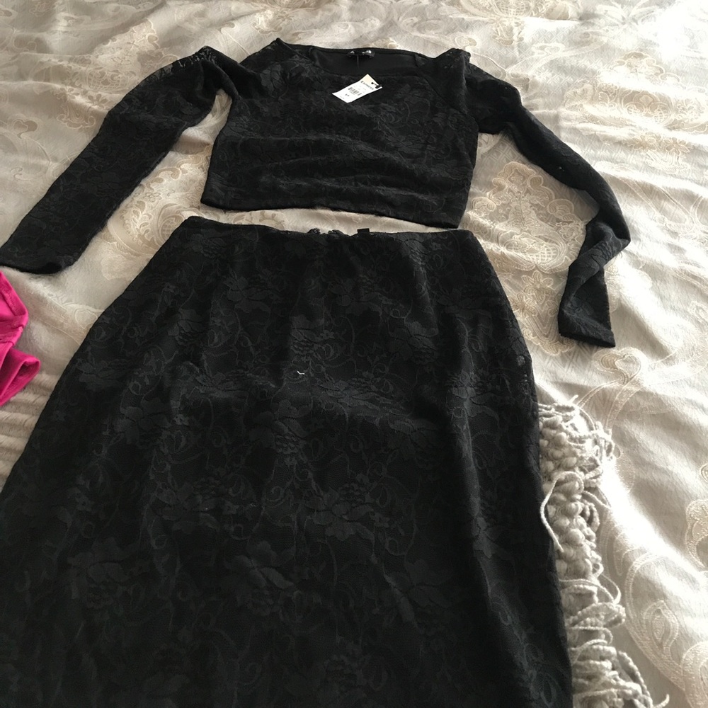 Express two piece set