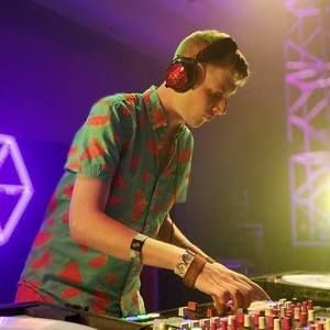 Meet your Posher, Jet