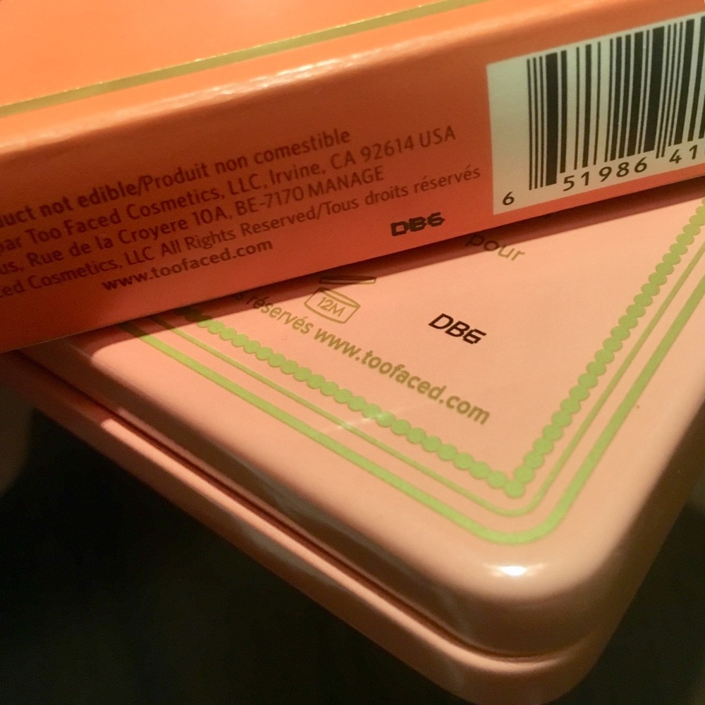 🎉HP🎉🍑Too Faced Sweet Peach Eyeshadow Collection - Picture 4 of 4