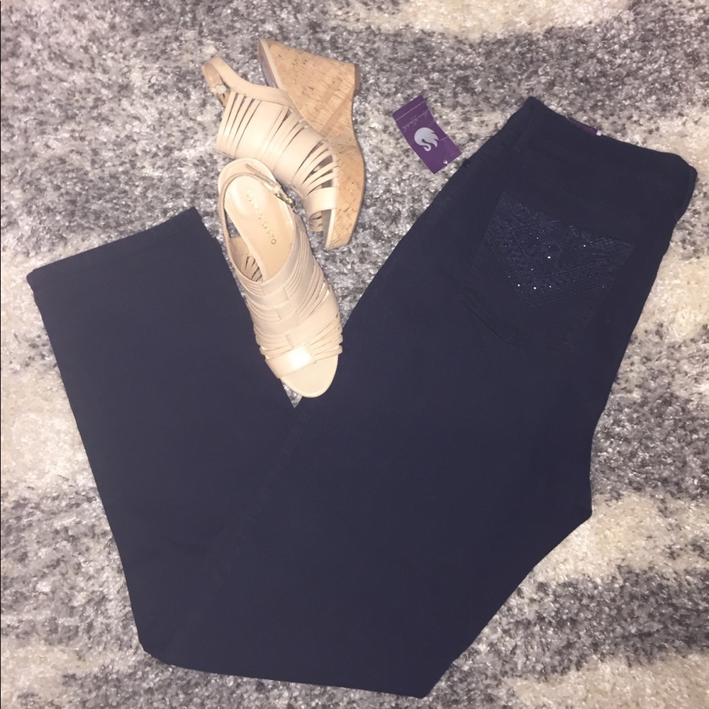 Plus Size GLORIA VANDERBILT Stretch Slimming Jeans