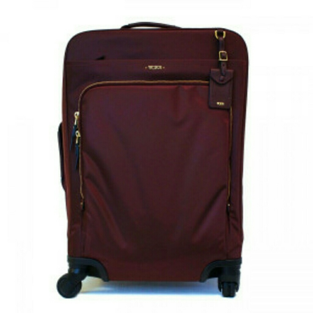 Tumi Voyageur Carry on (International)