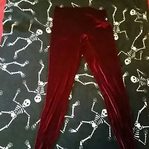 NWOT Lineage red velvet leggings