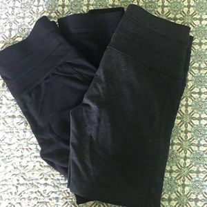 3 leggings - thicker material w/ side seem