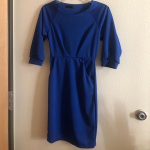 Royal blue scoop neck quarter sleeve bodycon