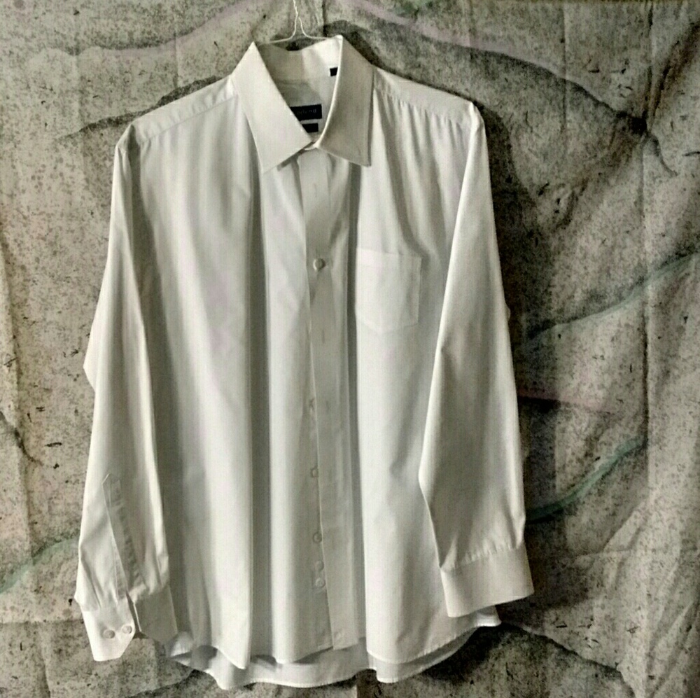 Modena Long Sleeve Dress Shirt. Size XL
