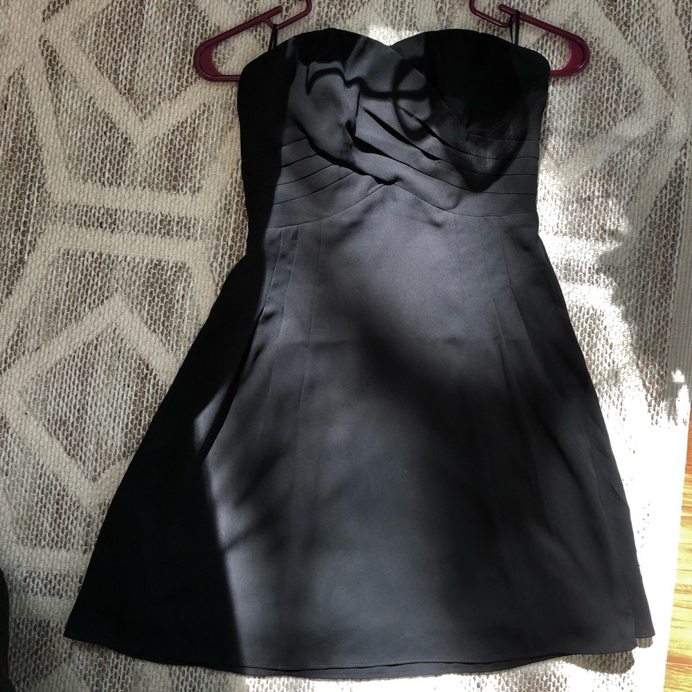 CLOSET CLEAROUT!! Express strapless dress boning Sweetheart pleats