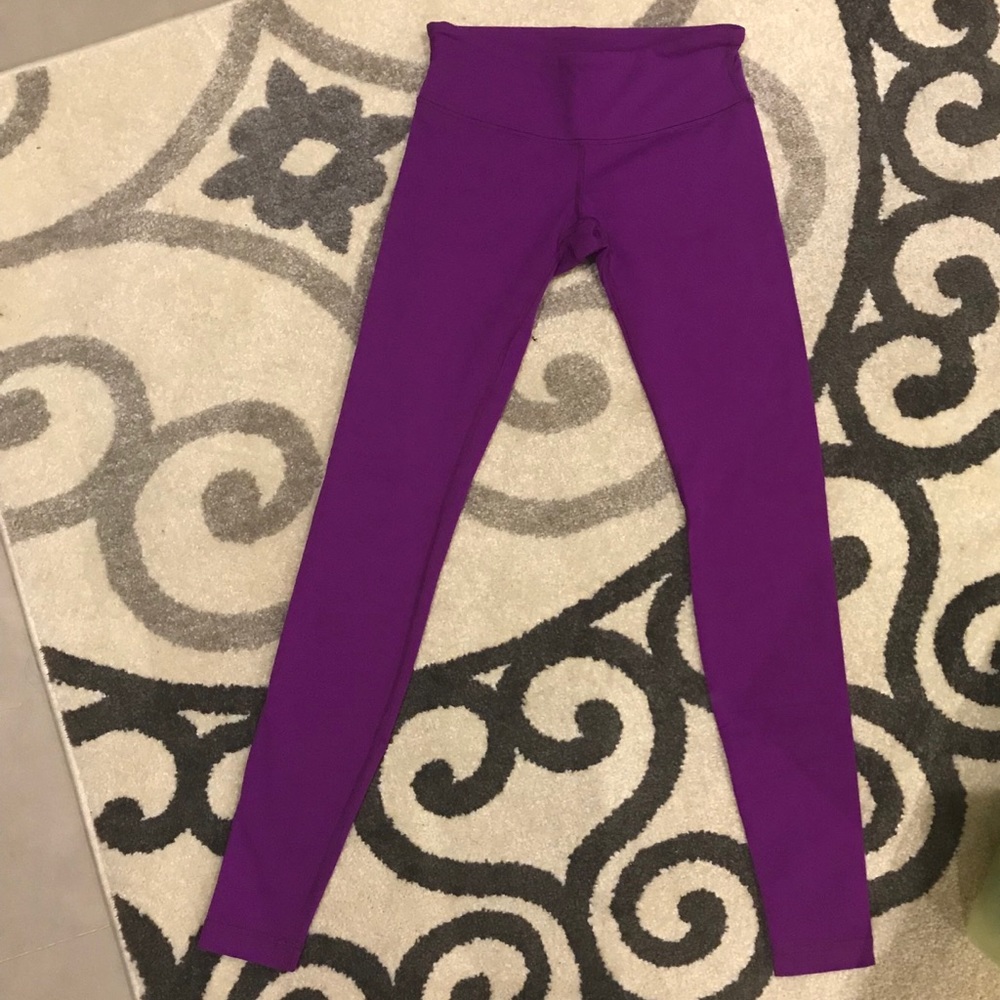 Magenta lululemon wunder under leggings