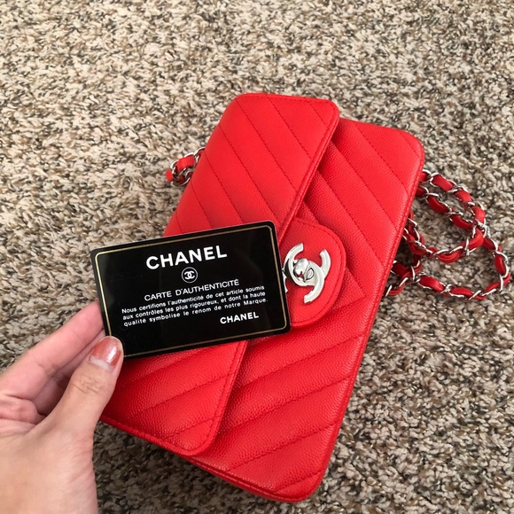 Brand new Chanel mini red caviar chevron - Picture 3 of 8