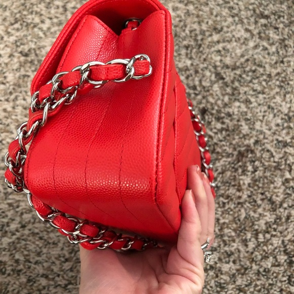 Brand new Chanel mini red caviar chevron - Picture 5 of 8