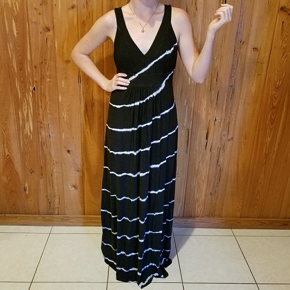 Boston Proper, Maxi Dress, B/W, V-Neck