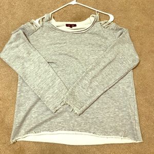 pull over long loose long sleeve.