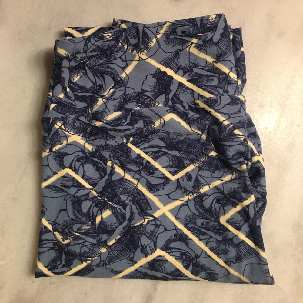 ✨LuLaRoe Leggings - OS - NWOT✨