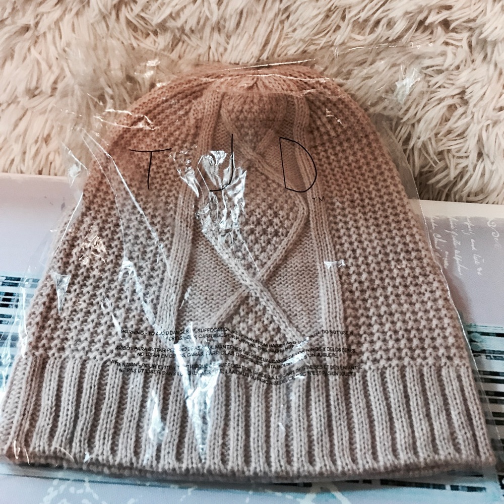 Nude Hat