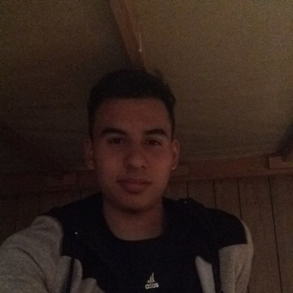 Meet your Posher, Erick